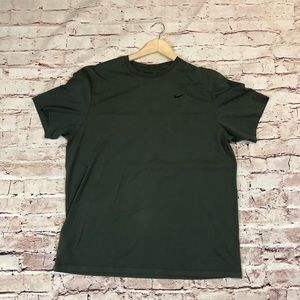 Mens Nike FITDRY T Shirt Size Large